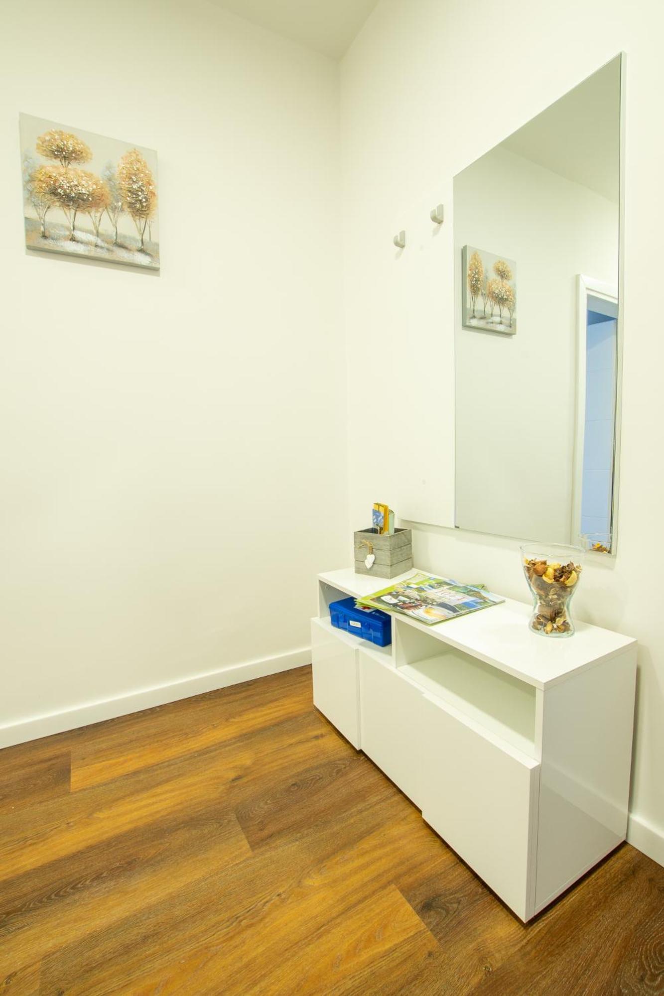 Apartman Valentina - Self Check In And Check Out Otocsán Kültér fotó