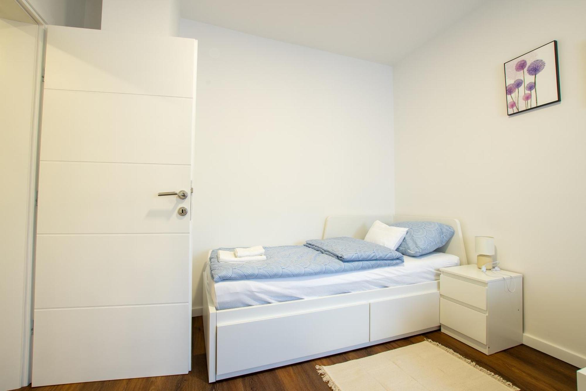 Apartman Valentina - Self Check In And Check Out Otocsán Kültér fotó